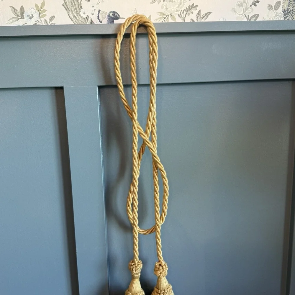 Vintage‎ 90's Decorative Tassel Tieback 44